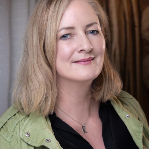 Rebecca Molloy Headshot